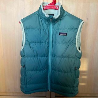 パタゴニア(patagonia)のダウンベスト　kids10M(ジャケット/上着)