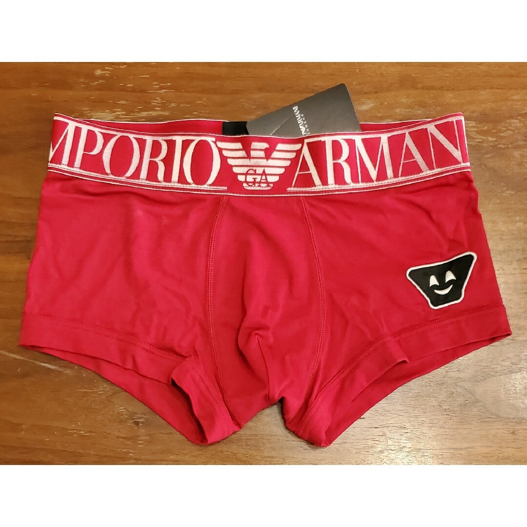 Emporio Armani(エンポリオアルマーニ)のエンポリオアルマーニ　新品　メンズ　ボクサーパンツ(シルバー/レッドS) メンズのアンダーウェア(ボクサーパンツ)の商品写真