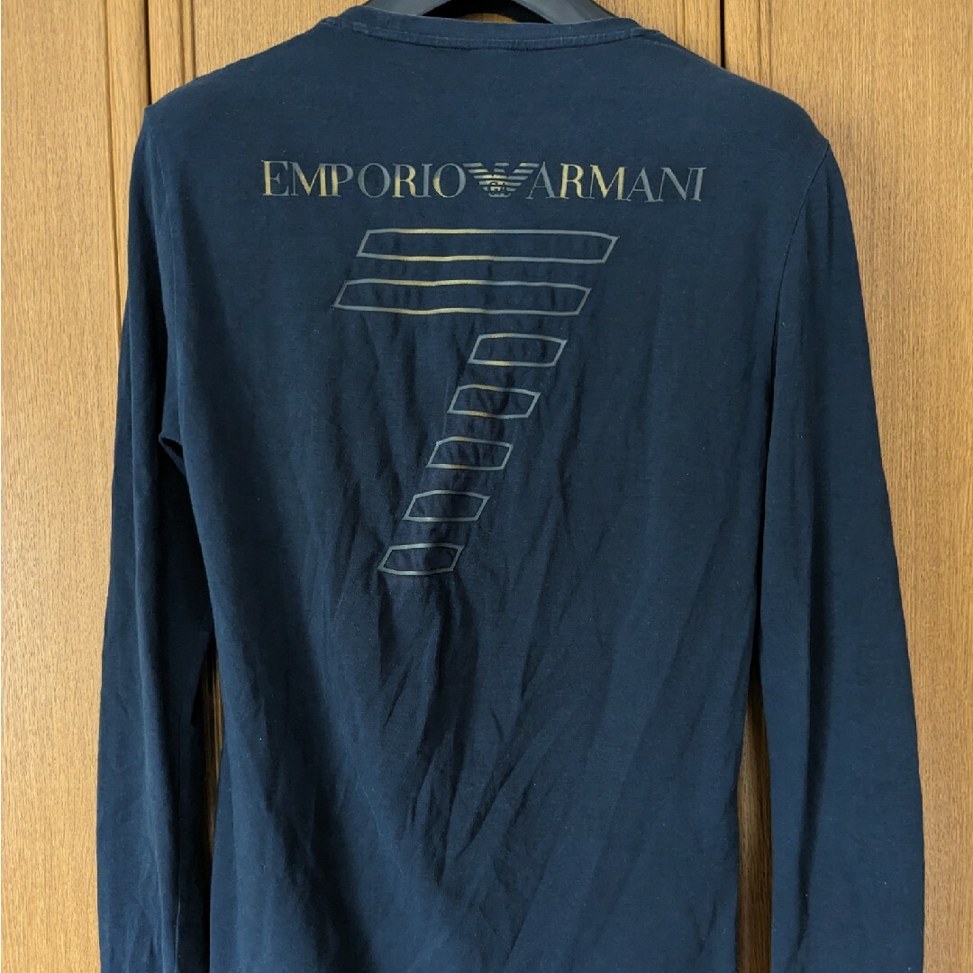 EMPORIO ARMANI EA7(エンポリオアルマーニイーエーセブン)のエンポリオアルマーニ　長袖Tシャツ　ワッペン　L EMPORIO ARMANI メンズのトップス(Tシャツ/カットソー(七分/長袖))の商品写真