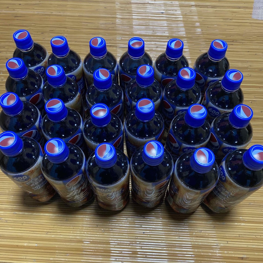 サントリー - ペプシコーラ BIG生 600ml 24本 期限24年4月の通販 サントリー - ペプシコーラ BIG生 600ml 24本 期限24年4月の通販