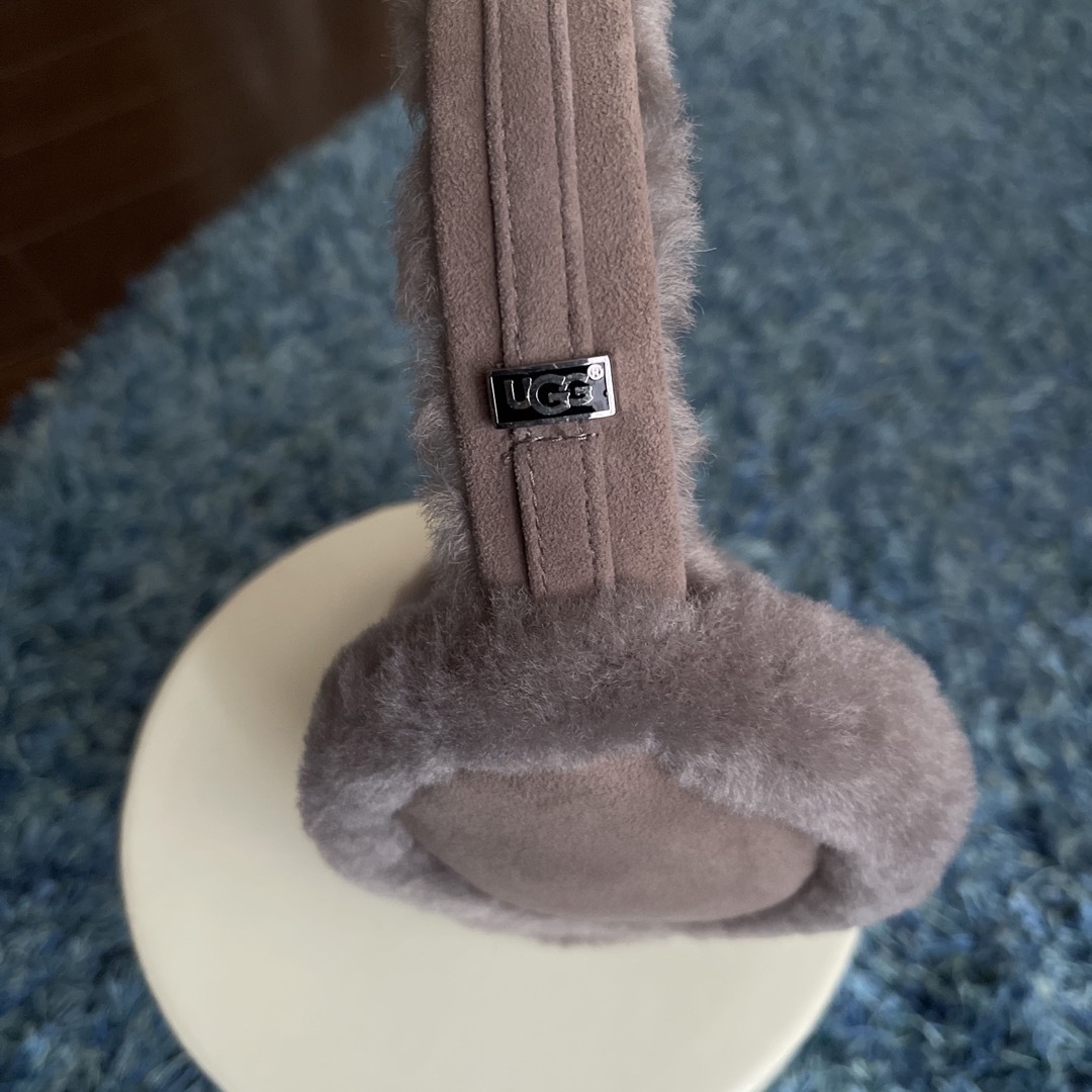 UGG(アグ)のイヤーマフラー レディースのファッション小物(イヤーマフ)の商品写真