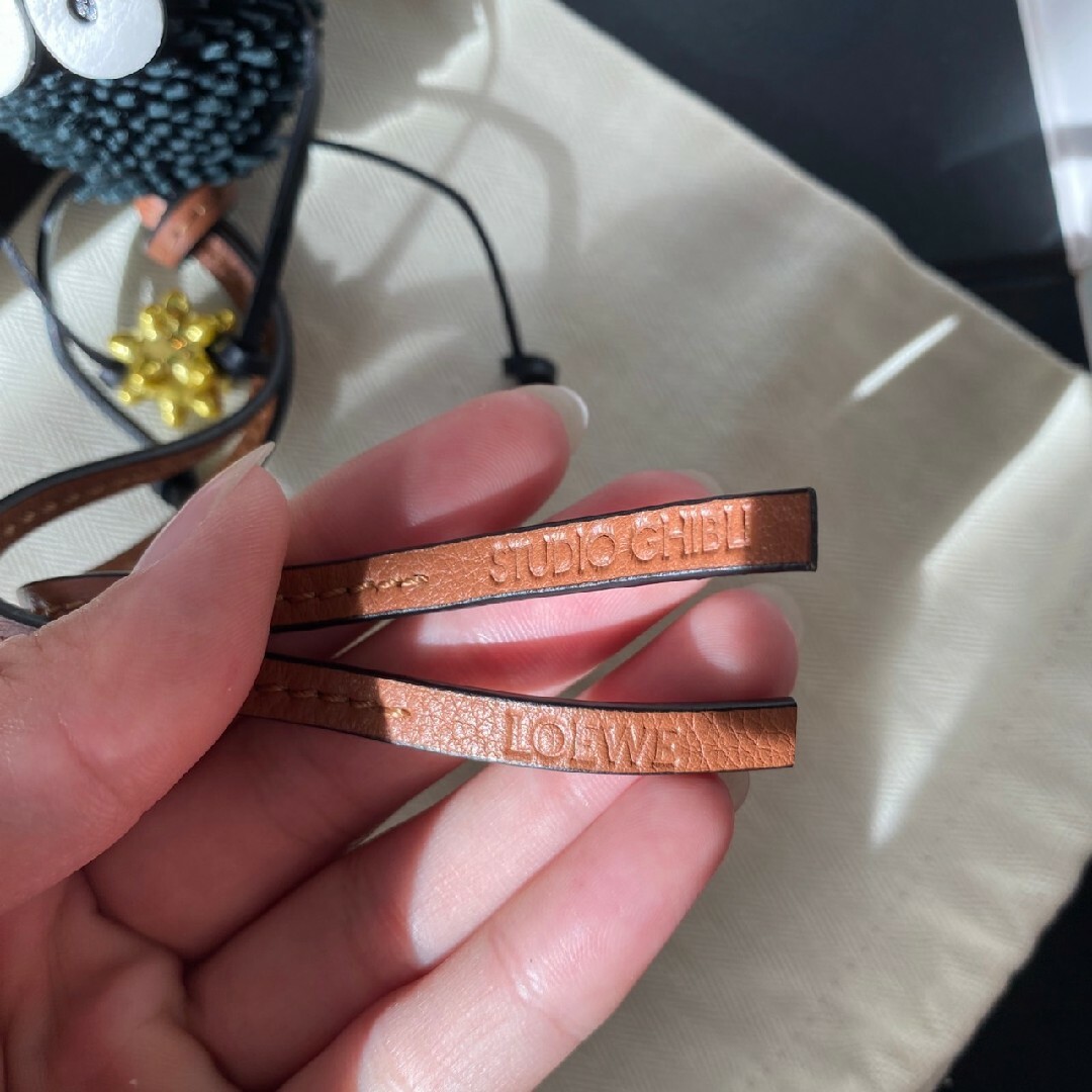 LOEWE - 超レア 新品☆LOEWE ジブリ ススワタリ チャーム 千と LOEWE - 超レア 新品☆LOEWE ジブリ ススワタリ チャーム 千と