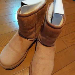 アグ(UGG)のUGG CLASSIC SHORT チャスナット(ブーツ)