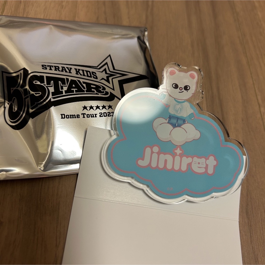 straykids SKZOO ランダムネームバッチ Jiniret ヒョンジン | フリマアプリ ラクマ