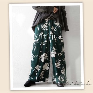 アンティカ(antiqua)のお値下げ 完売レア 美品 antiqua レトロフラワー*ワイドパンツ グリーン(カジュアルパンツ)