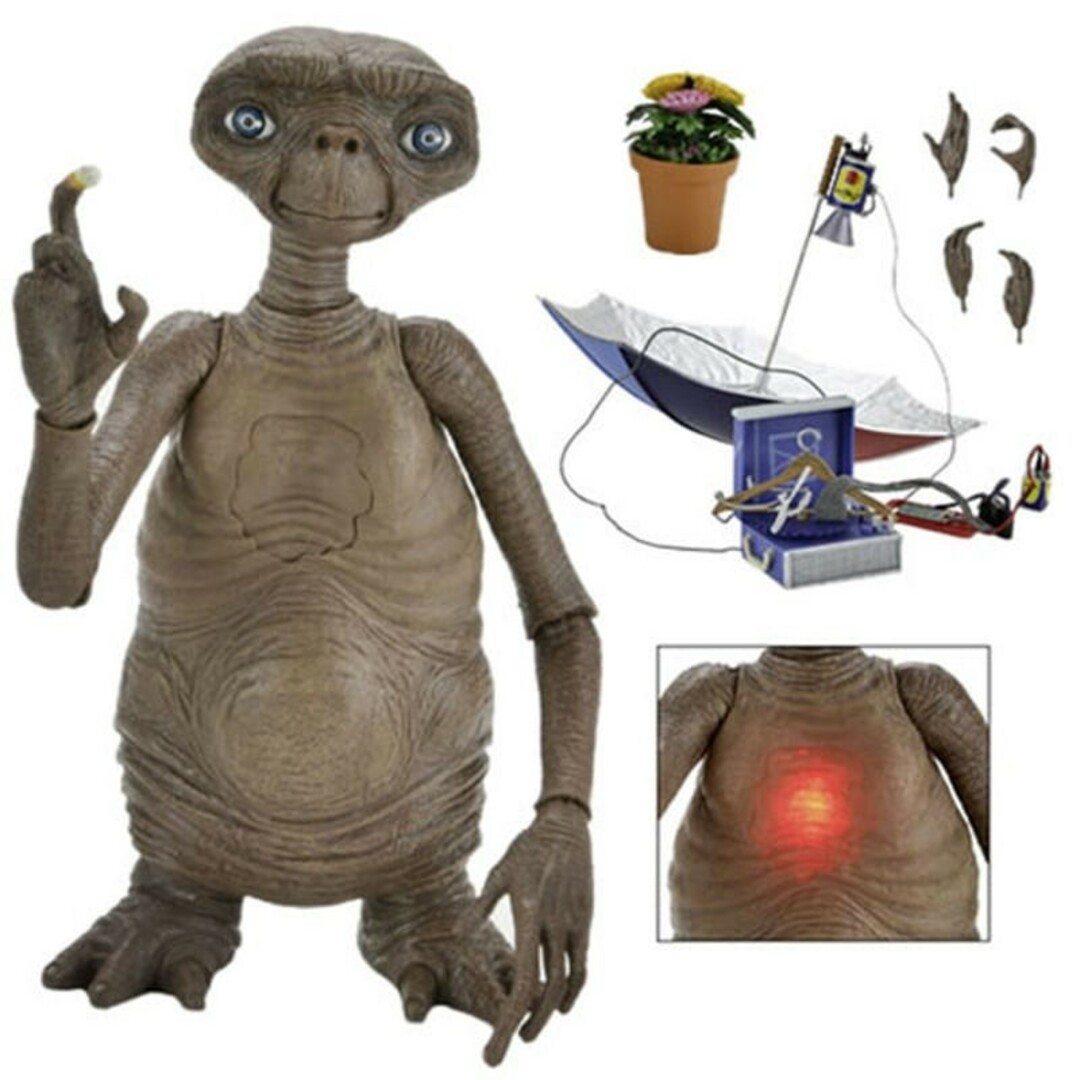 E.T. 7"アクションフィギュア デラックス E.T. with LED エンタメ/ホビーのフィギュア(SF/ファンタジー/ホラー)の商品写真