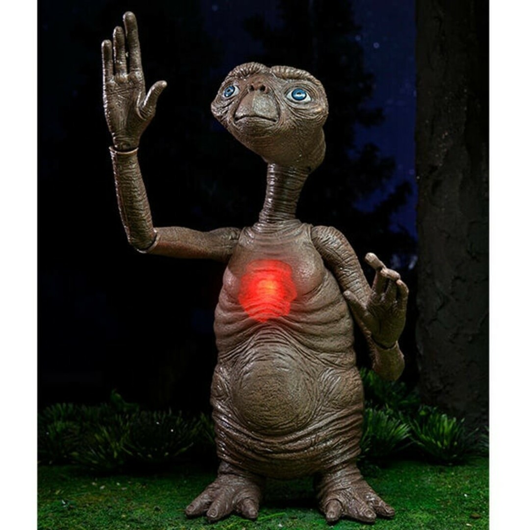 E.T. 7"アクションフィギュア デラックス E.T. with LED エンタメ/ホビーのフィギュア(SF/ファンタジー/ホラー)の商品写真