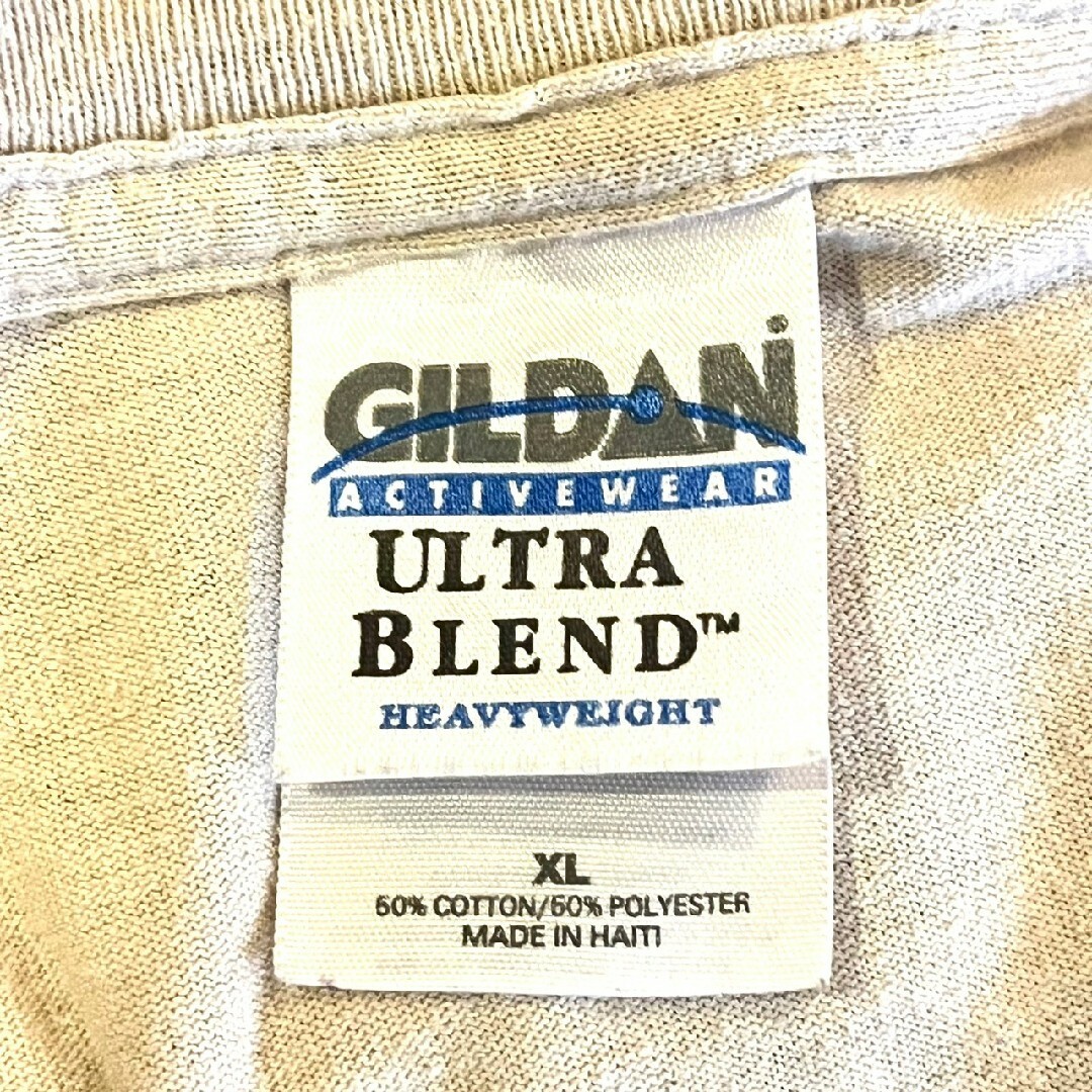 GILDAN(ギルタン)のGILDAN　プリントTシャツ ベージュ　バックプリント　/Y2273 メンズのトップス(Tシャツ/カットソー(半袖/袖なし))の商品写真