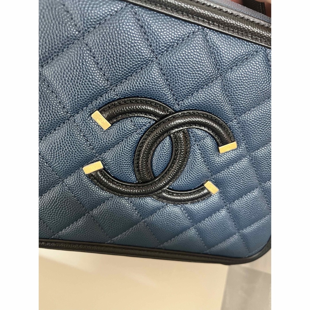 CHANEL キャビアスキン バニティバッグ