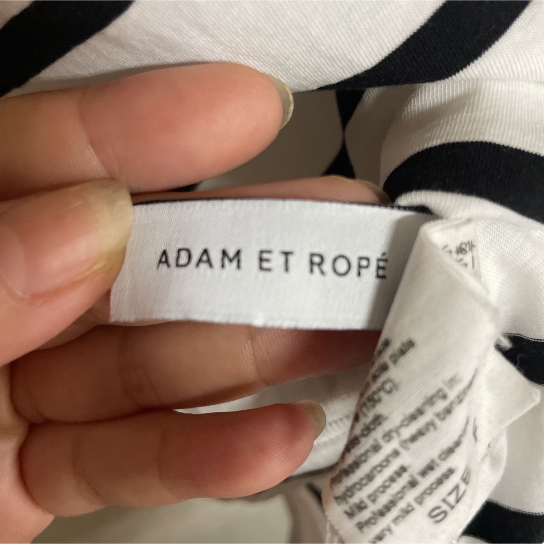 Adam et Rope'(アダムエロぺ)のアダムエロペ♡コットン2wayフレンチスリーブカットソー レディースのトップス(シャツ/ブラウス(半袖/袖なし))の商品写真