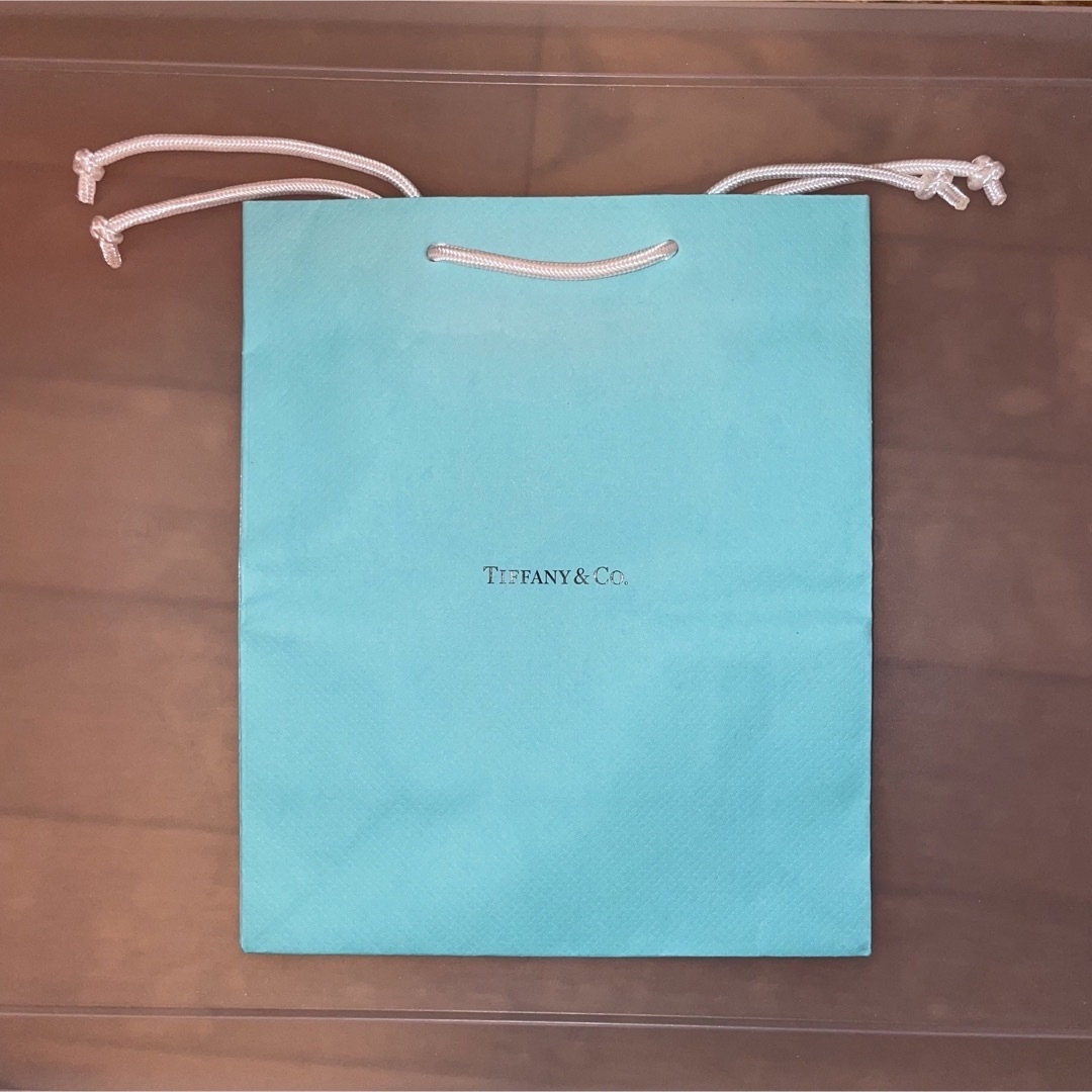 春の新作 Tiffany ティファニー ショッパー/ネックレスケース/空箱 春の新作 Tiffany ティファニー ショッパー/ネックレスケース/空箱