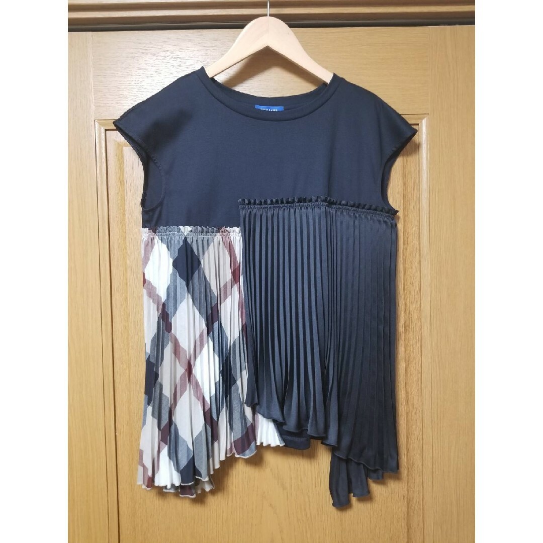 【新品】ブルーレーベルクレストブリッジ カットソー 紺38M バーバリー 706