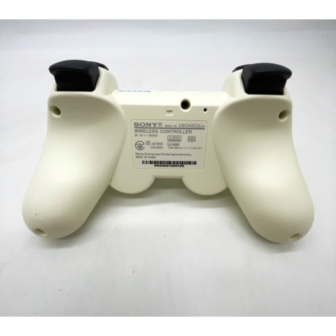 PlayStation3(プレイステーション3)のPS 3ワイヤレスコントローラ (DUALSHOCK3) クラシック・ホワイト エンタメ/ホビーのゲームソフト/ゲーム機本体(その他)の商品写真