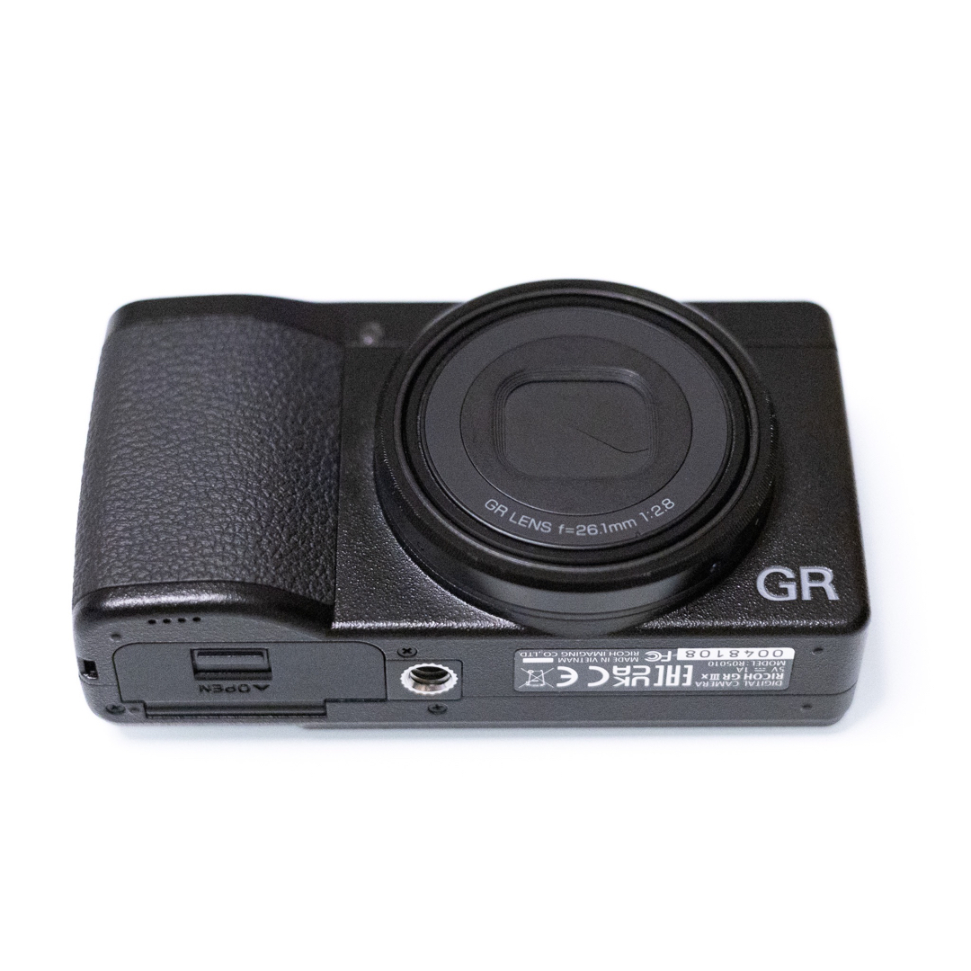 RICOH(リコー)の【美品】 RICOH リコー GR3X GR IIIX GR3x griiix スマホ/家電/カメラのカメラ(コンパクトデジタルカメラ)の商品写真