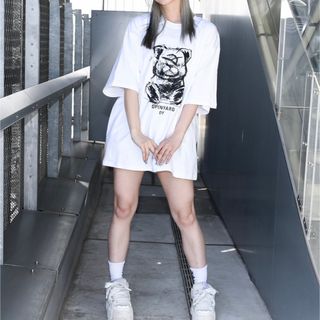 【完売モデル】OY オーワイ 黒 白 Tシャツ デカロゴ 両面デザイン L