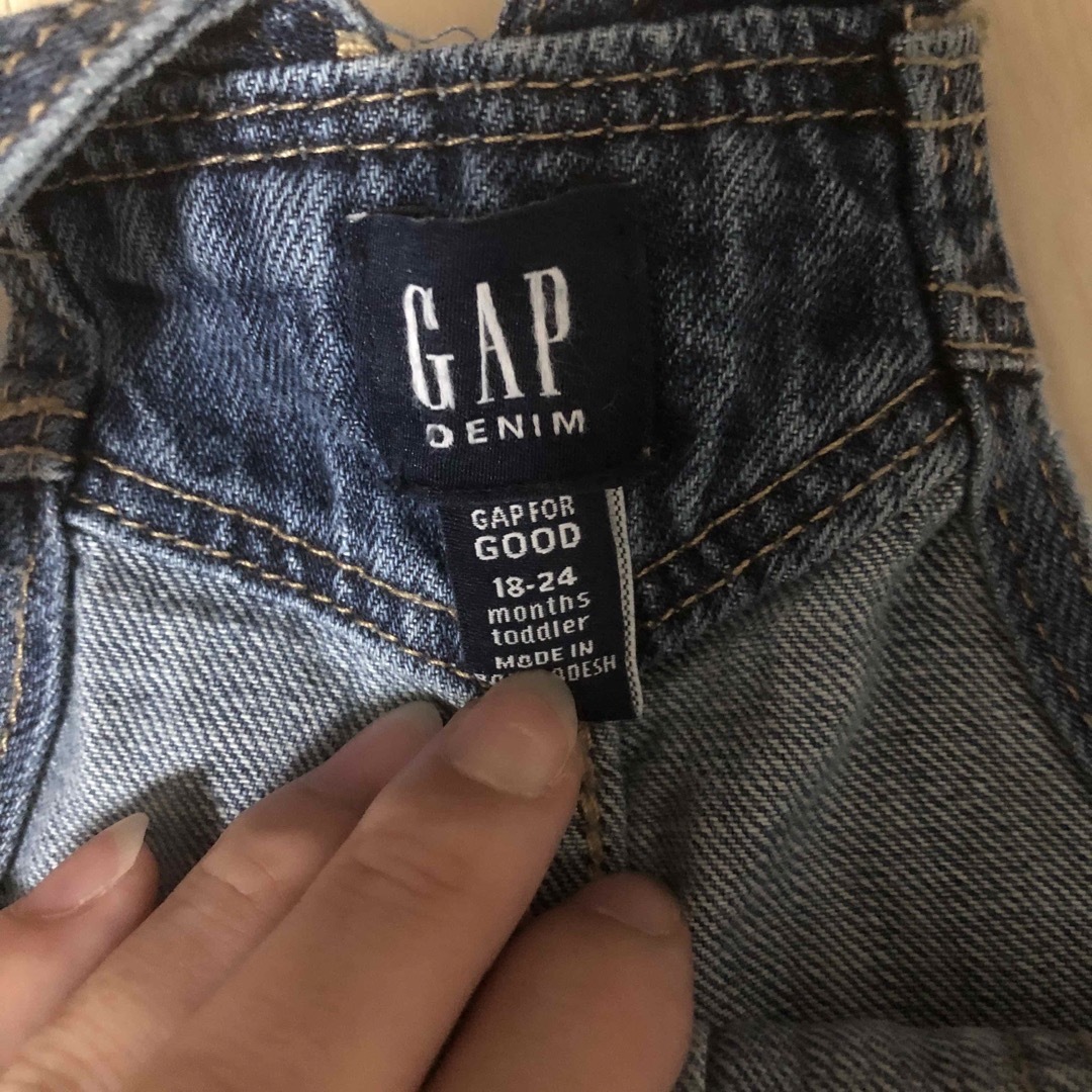 GAP(ギャップ)のオーバーオール キッズ/ベビー/マタニティのベビー服(~85cm)(カバーオール)の商品写真