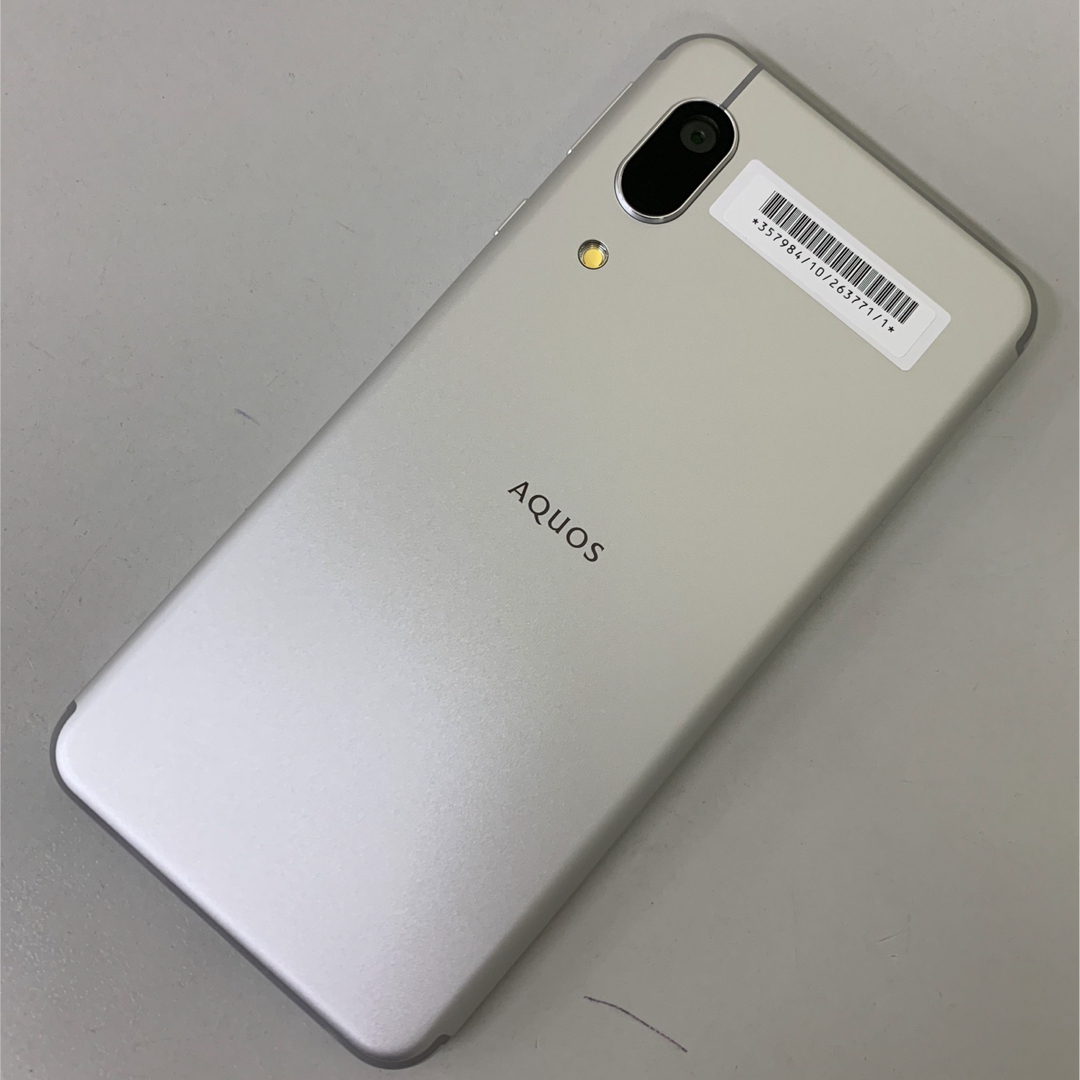 AQUOS(アクオス)の訳あり❗️ AQUOS sense3 basic ソフトバンク 907SH スマホ/家電/カメラのスマートフォン/携帯電話(スマートフォン本体)の商品写真