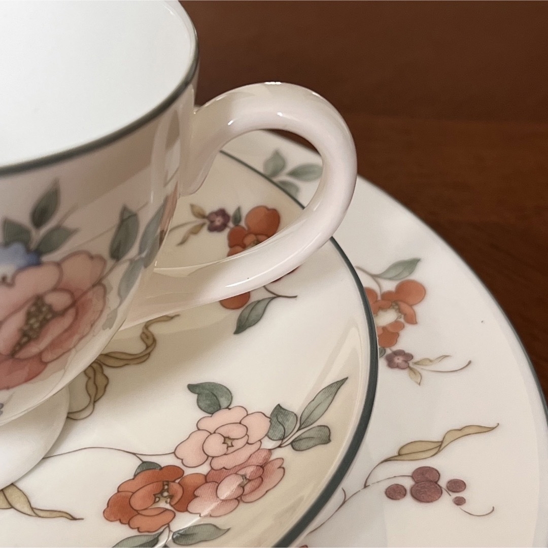 WEDGWOOD - 【黒壺美品】ウェッジウッド☆フィリッパ☆トリオの通販 by