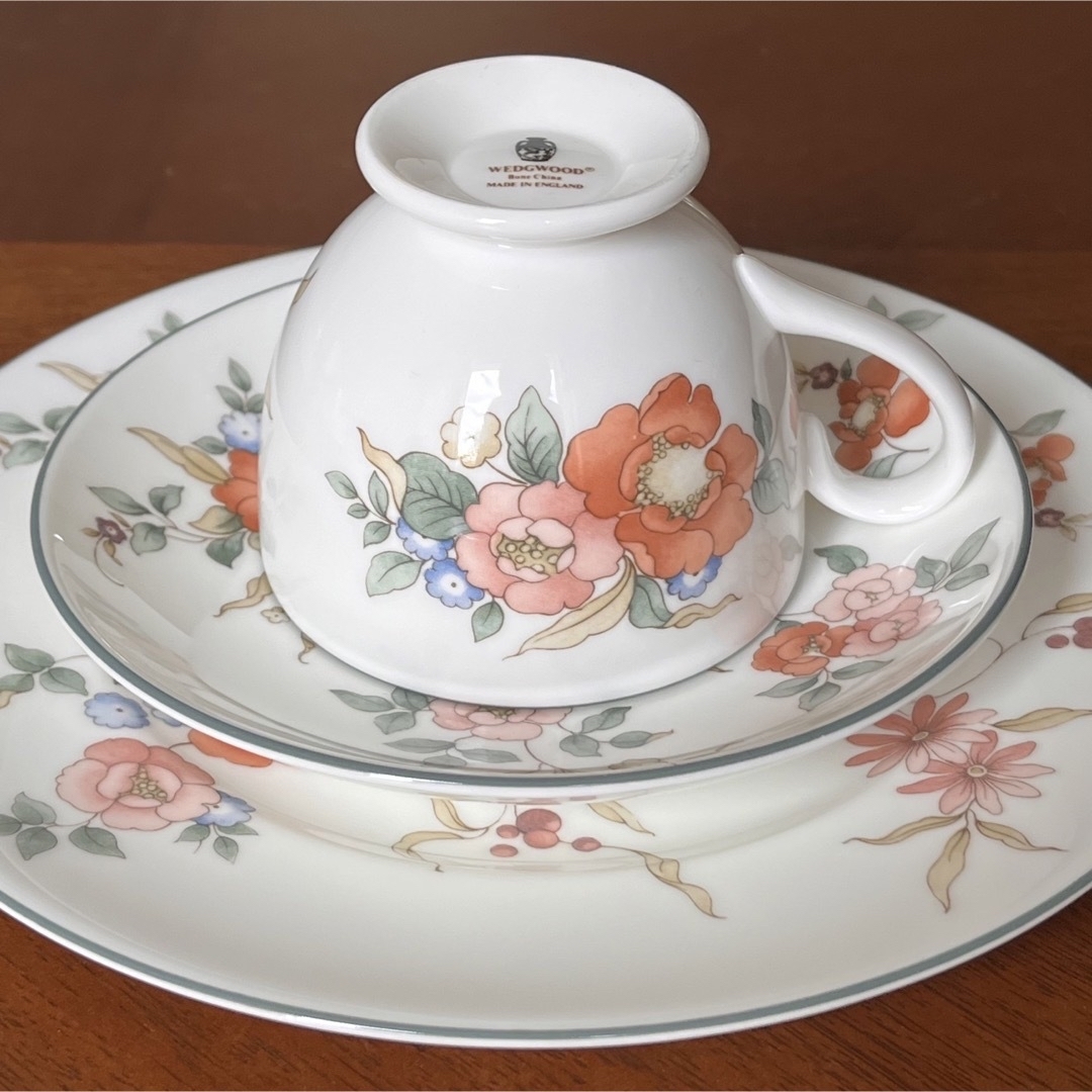 WEDGWOOD - 【黒壺美品】ウェッジウッド☆フィリッパ☆トリオの通販 by