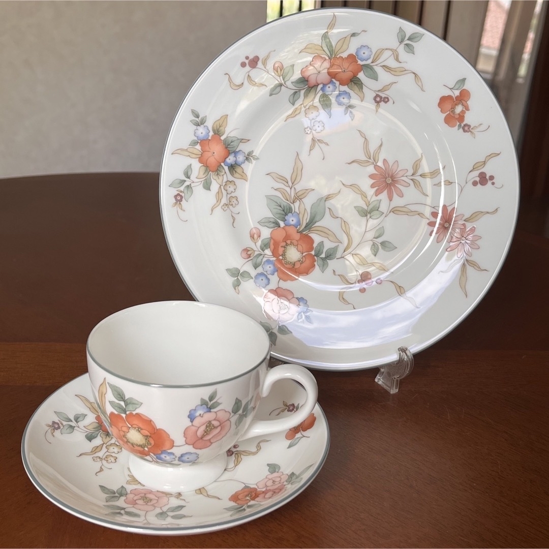 WEDGWOOD - 【黒壺美品】ウェッジウッド☆フィリッパ☆トリオの通販 by