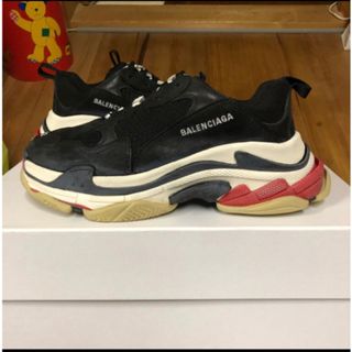 バレンシアガ(Balenciaga)のバレンシアガ　トリプルエス(スニーカー)