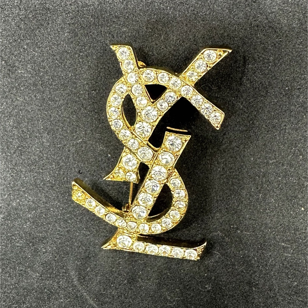 サンローラン　saint laurentブローチ　ロゴ ysl