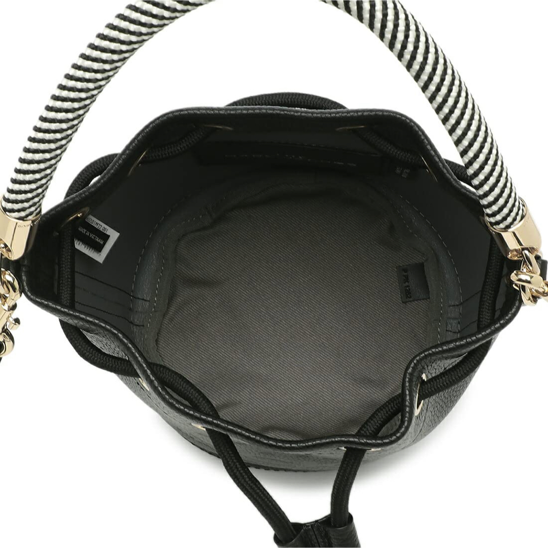 MARC JACOBS(マークジェイコブス)のMARC JACOBS LETHER BUCKETBAG (BLACK) レディースのバッグ(トートバッグ)の商品写真