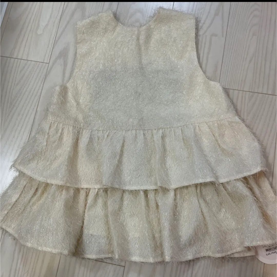 fiolily】新品未使用 キラキラ トップスの通販 by あんな♡'s shop|ラクマ