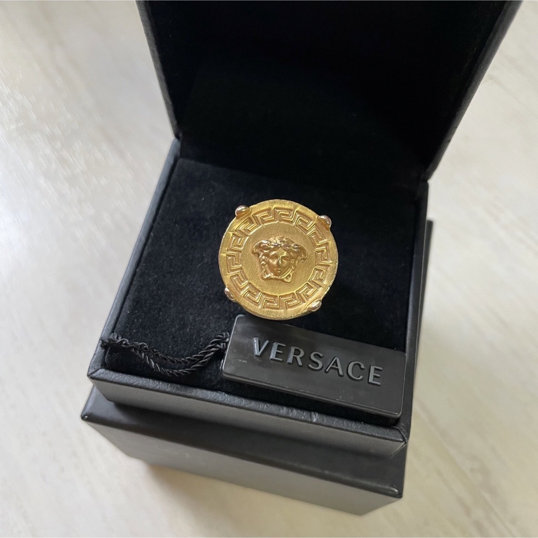 Versace ヴェルサーチゴールドリングメデューサグレカ19号箱付