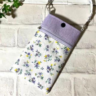 花柄　レース　パープル　スマホポーチ　ハンドメイド(ポーチ)