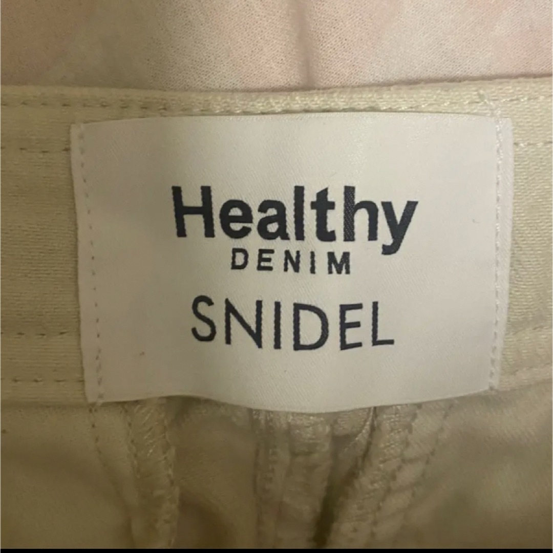 SNIDEL(スナイデル)の【SNIDEL×Healthy DENIM】デニム ワンピース アイボリー レディースのワンピース(ロングワンピース/マキシワンピース)の商品写真