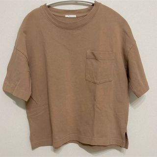 ジーユー(GU)のGU ベージュTシャツ(Tシャツ(半袖/袖なし))