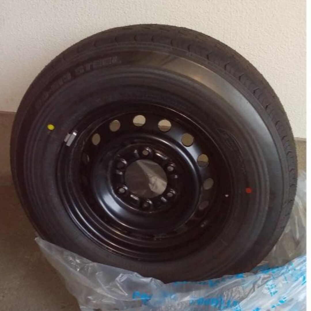 ハイエース タイヤホイールセット 新車外し-