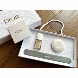 クリスチャンディオール(Christian Dior)の新品未使用品　クリスチャン ディオール  ノベルティ　ネイルケアセット(ネイルケア)