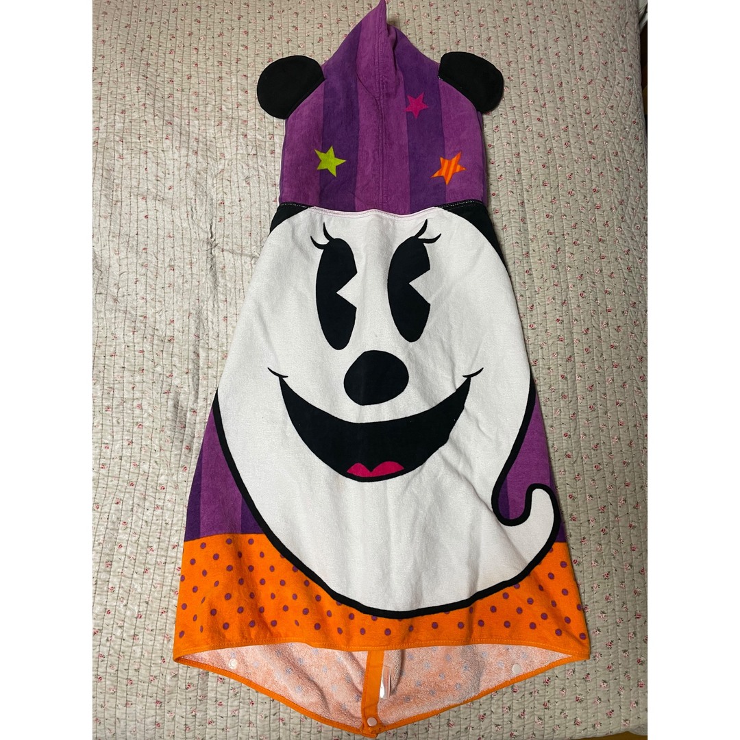 Disney(ディズニー)のディズニーハロウィン✳︎タオルポンチョ✳︎美品 エンタメ/ホビーのコスプレ(衣装)の商品写真