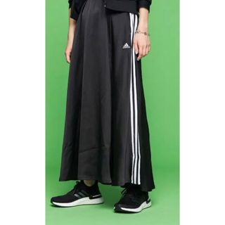 アディダス(adidas)のアディダス　ロングスカート(ロングスカート)