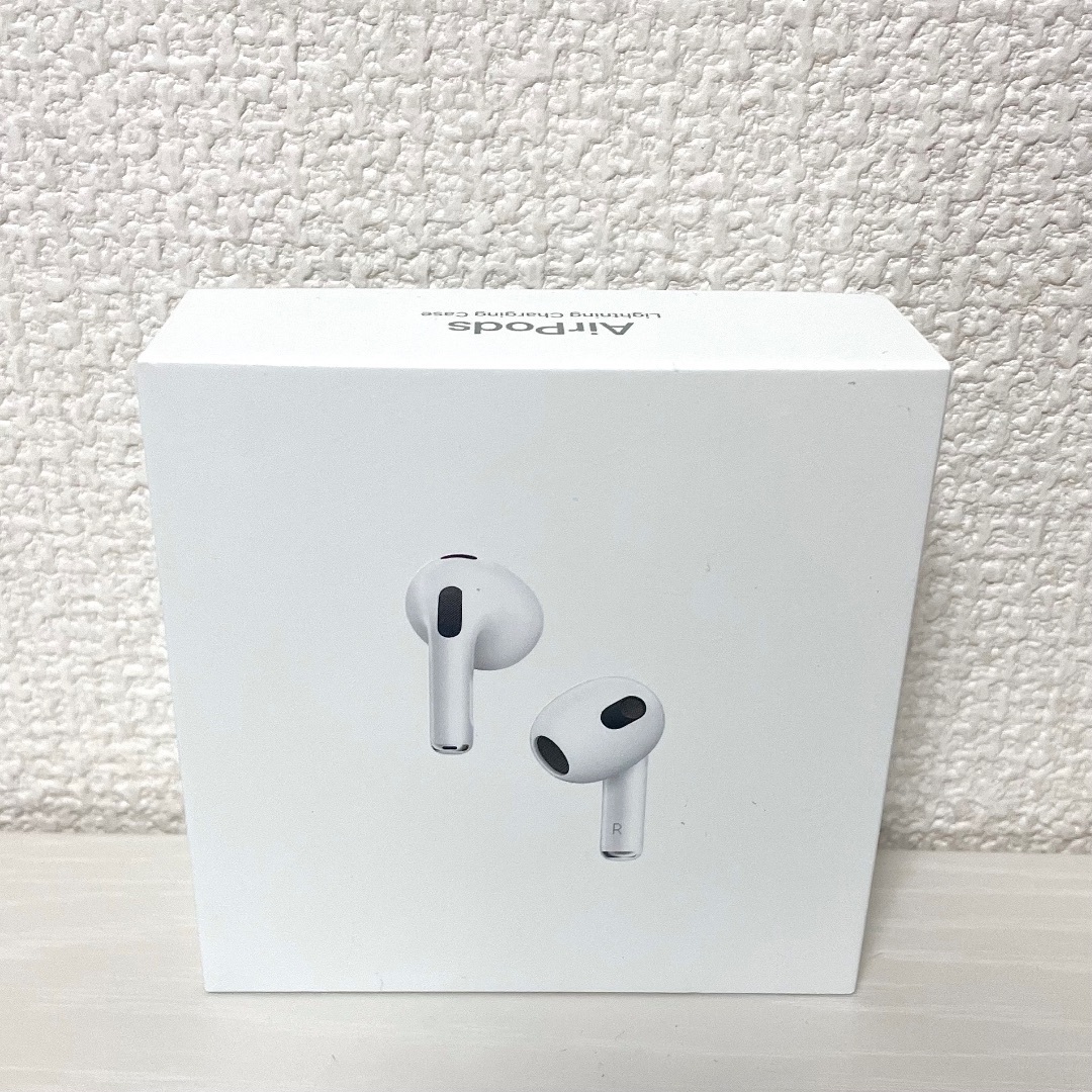 Apple - AirPods 第3世代 Lightning充電ケース付きの通販 by Risa's 