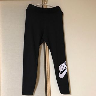 ナイキ(NIKE)の美品　ナイキ　NIKE  XL レギンス　スパッツ　ブラック(レギンス/スパッツ)