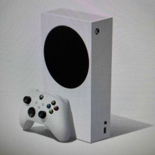 最終値下げ　XBOX ONE X (GEARSダウンロードコード使用済み）