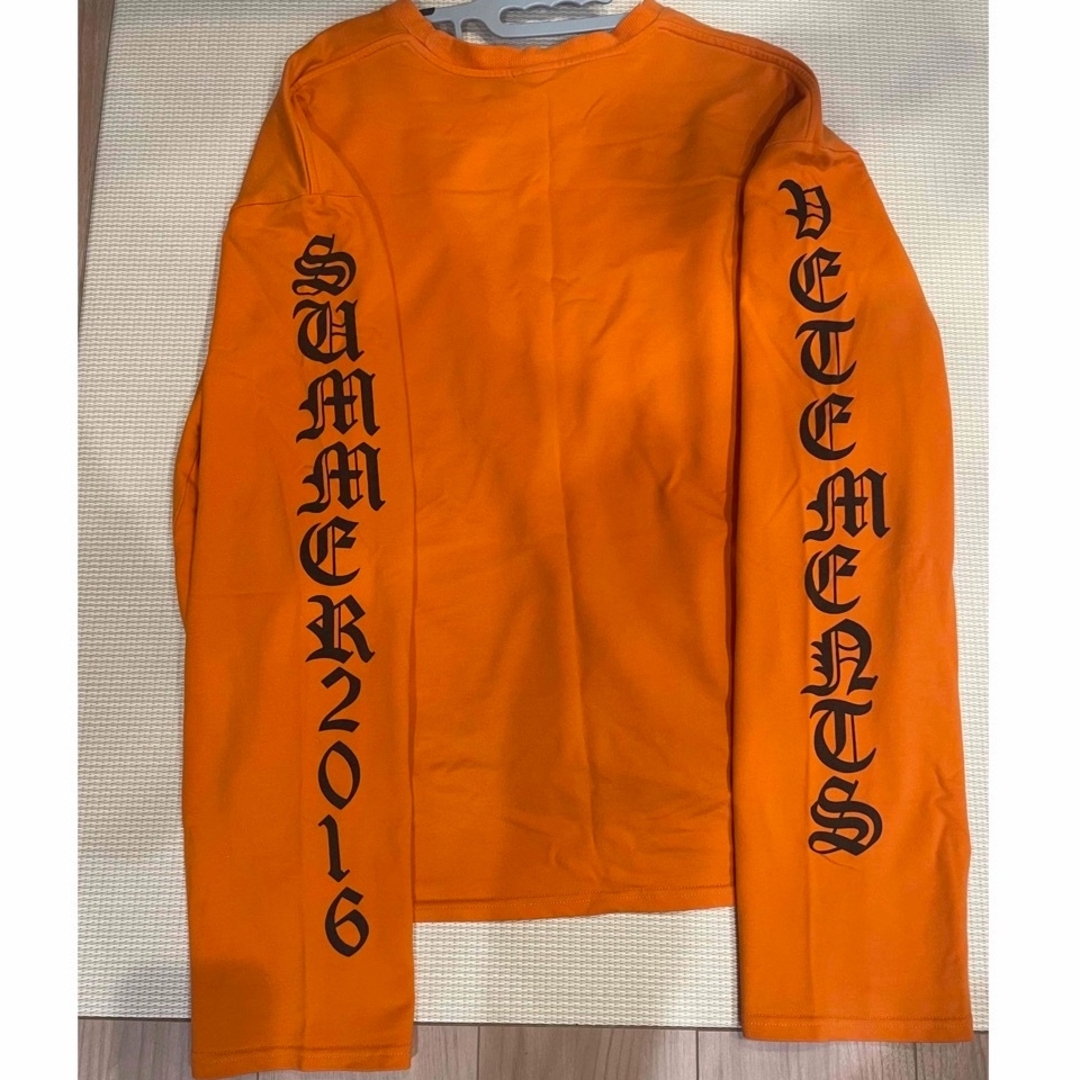 VETEMENTS(ヴェトモン)のヴェトモン　登坂広臣　オレンジ メンズのトップス(Tシャツ/カットソー(七分/長袖))の商品写真