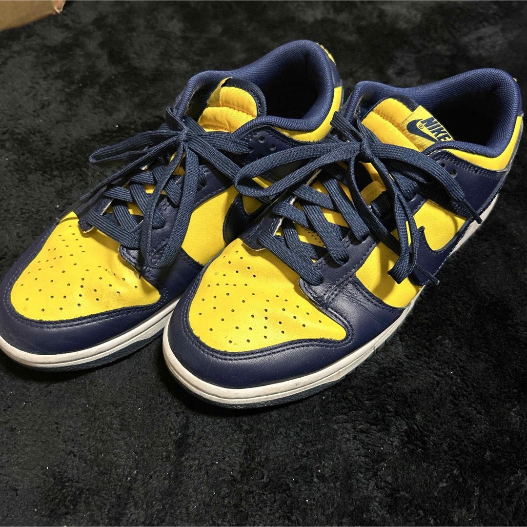 NIKE - NIKE DUNKロー ミシガンの通販 by ？？？'s shop｜ナイキならラクマ