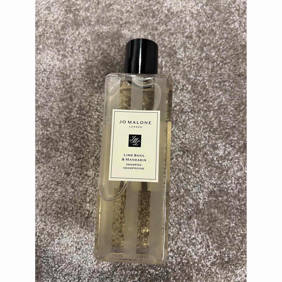 Jo Malone(ジョーマローン)のジョーマローン　シャンプー250ml コスメ/美容のヘアケア/スタイリング(シャンプー/コンディショナーセット)の商品写真