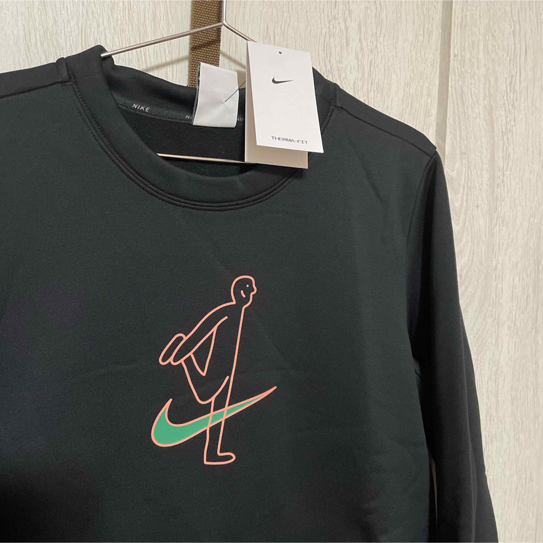 NIKE(ナイキ)の新品★定価7370円★NIKE★サーマフィット★トレーナー★ メンズのトップス(その他)の商品写真