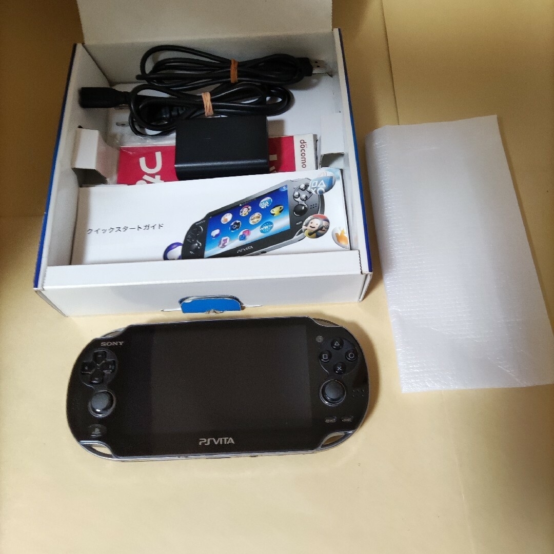PlayStation Vita - PS Vita 本体 3G/Wi‐Fiモデル ブラック PCH-1100の 