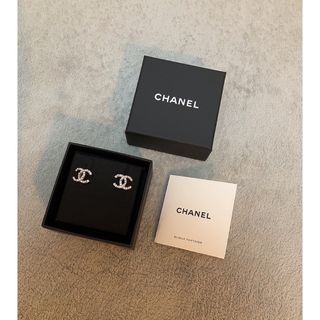 シャネル(CHANEL)のCHANEL シルバー ピアス (ピアス)