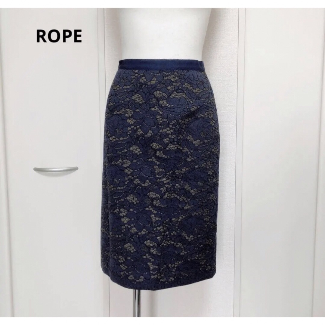 ROPE’(ロペ)のROPE ロペ　レース　タイト　ジャガード　スカート　ネイビー　36 レディースのスカート(ひざ丈スカート)の商品写真