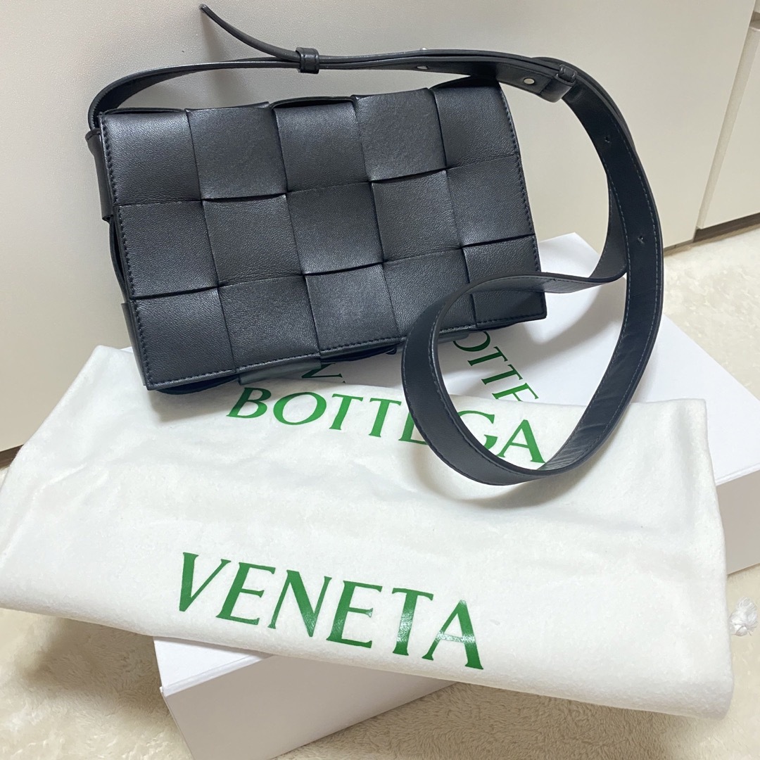 BottegaVeneta ♡ カセット　ショルダーバッグ