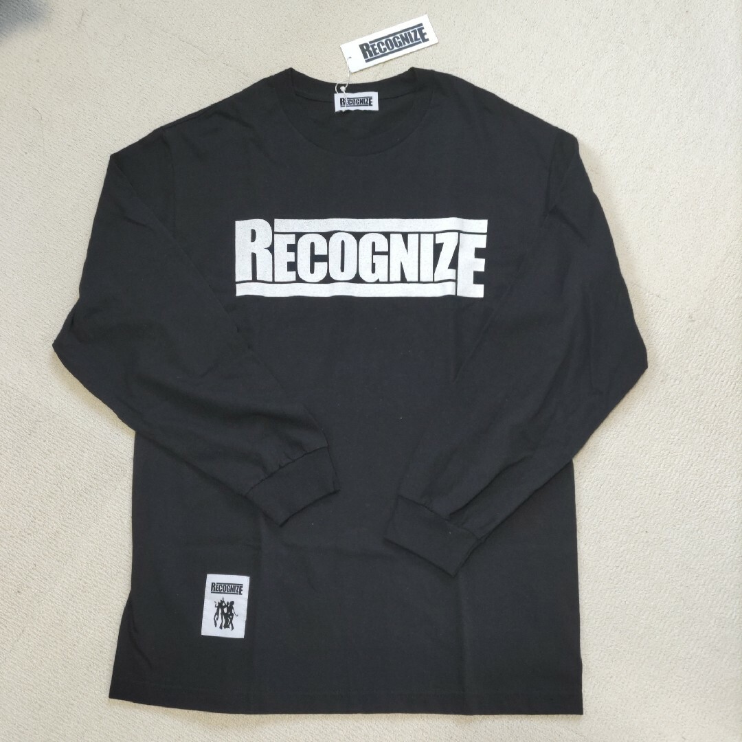 新品 RECOGNIZE ロゴ ロンT 長袖Tシャツ 黒 メンズのトップス(Tシャツ/カットソー(七分/長袖))の商品写真