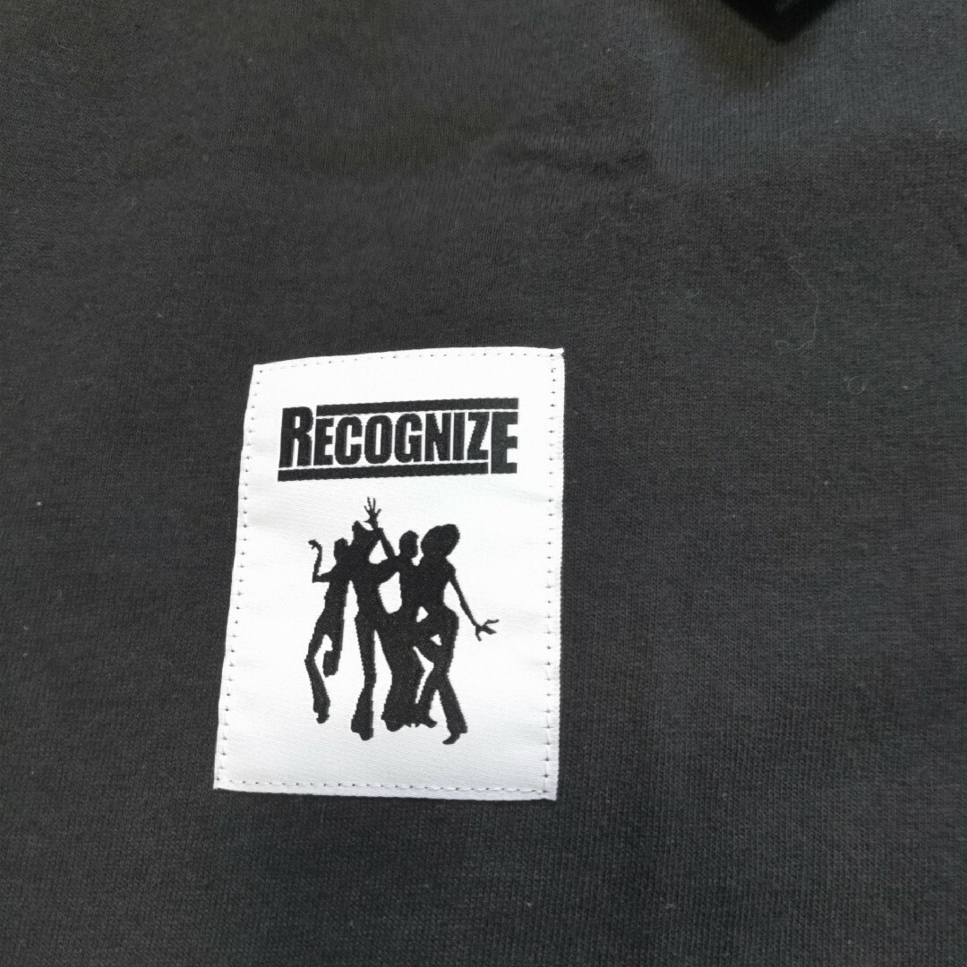 新品 RECOGNIZE ロゴ ロンT 長袖Tシャツ 黒 メンズのトップス(Tシャツ/カットソー(七分/長袖))の商品写真