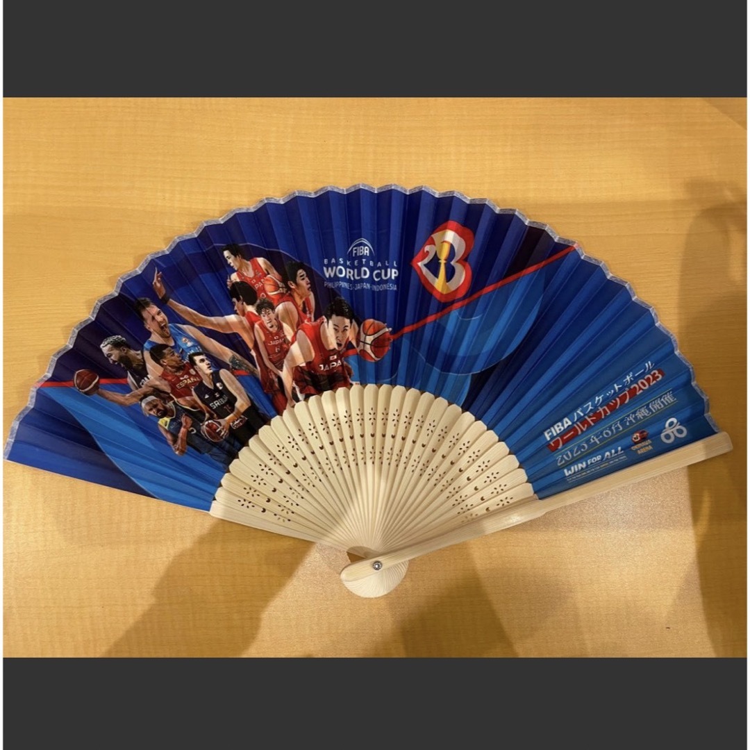 FIBA ワールドカップ センス 扇子 アカツキジャパン Bリーグ スポーツ/アウトドアのスポーツ/アウトドア その他(バスケットボール)の商品写真